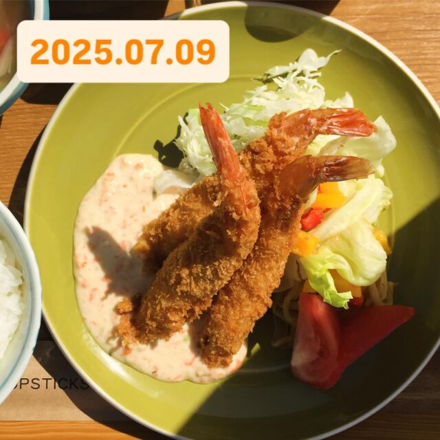 2025.07.09(水)

こんにちは❣️こたま食堂です

今日も暑いです〜🥵来週は雨の日もありそうですね♪

今日の日替わりランチは

Ａ

メニュー表のメインどれでも🆗

Ｂ

ハヤシライス

ドライカレー

オムライス

皆様のお越しをお待ちしています‼️

明日は定休日です
よろしくお願いします

#こたま食堂#できたて#揚げたて#ご飯おかわり3杯までOK#宮前駅周辺#和歌山グルメ#こたまランチ#お子さまランチ#電車が見られるお店#ガラス張り